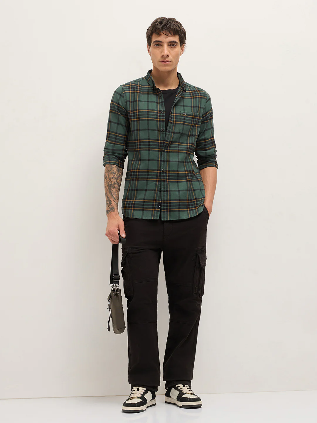 ARON - Image 4