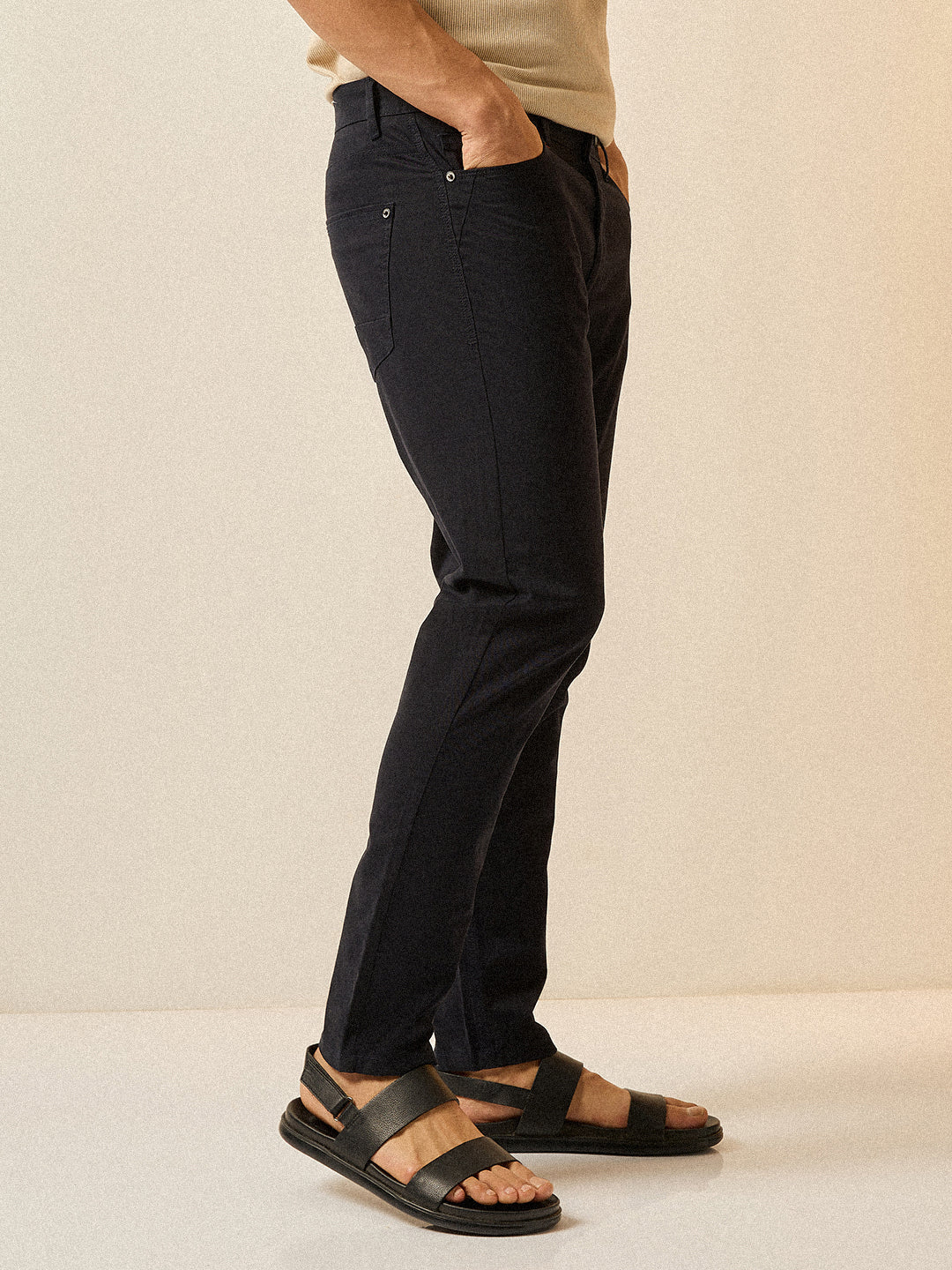 CAMERON - Image 3
