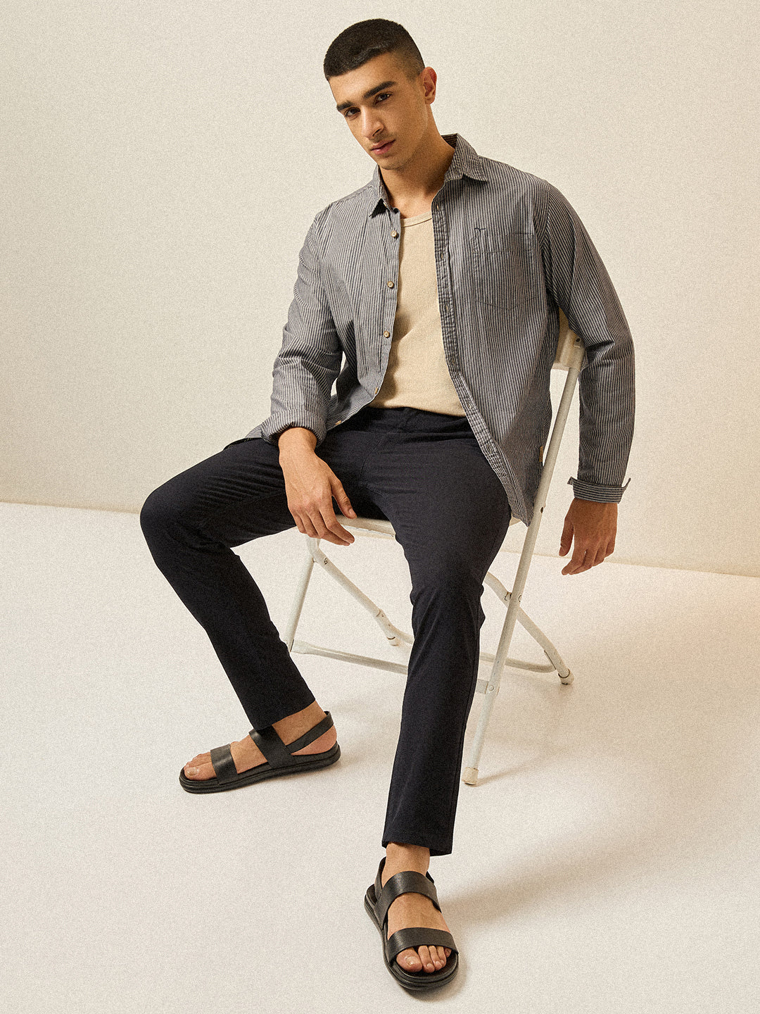 CAMERON - Image 4