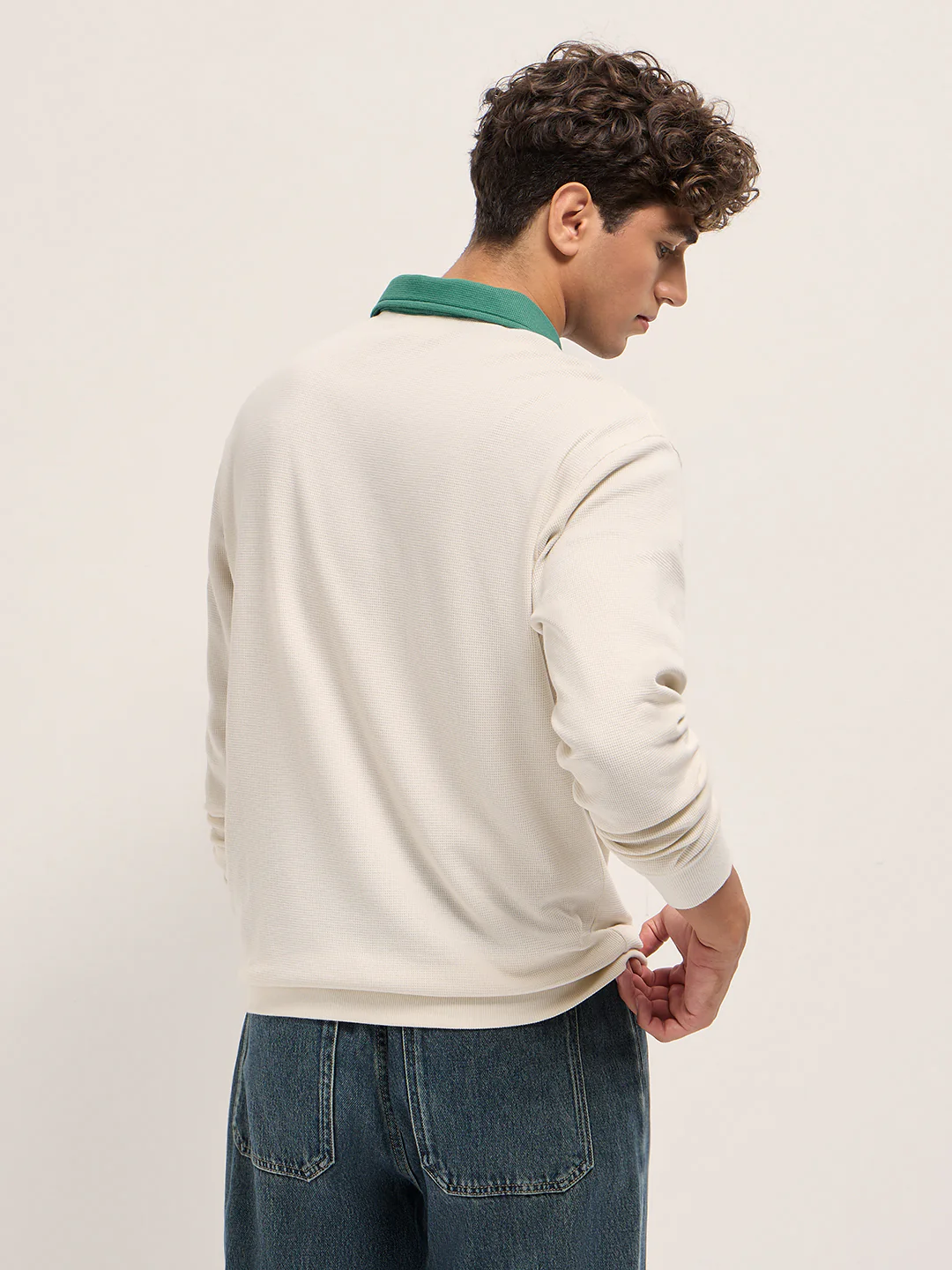 ELLUS - Image 2