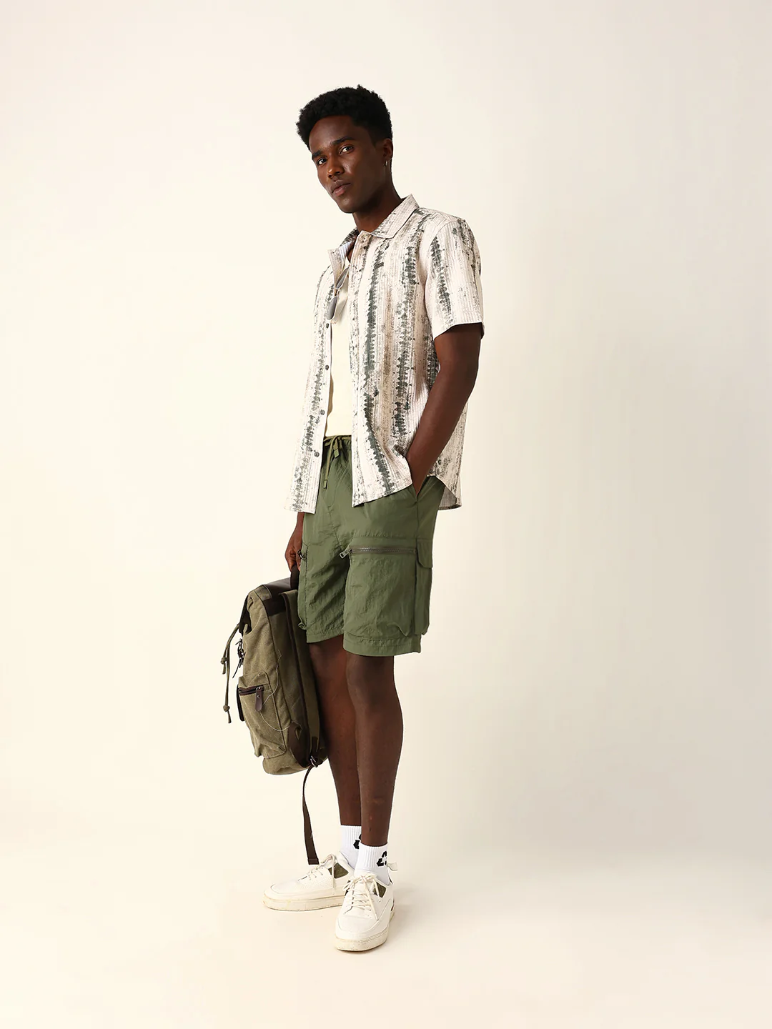 JONAS - Image 6