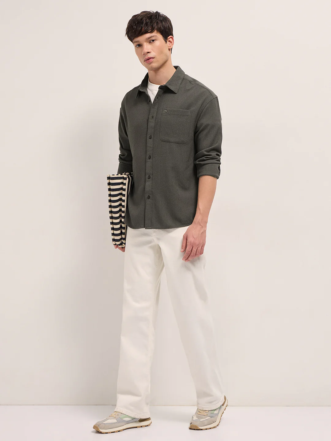 KIM - Image 4