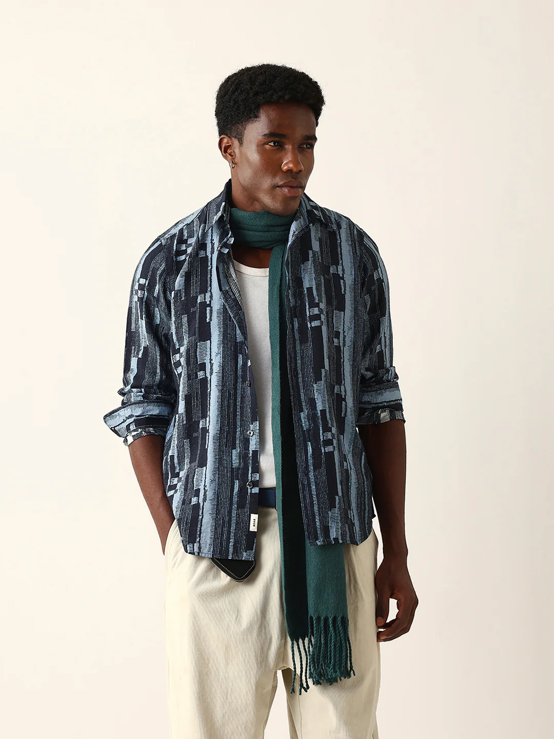 LAROM - Image 3