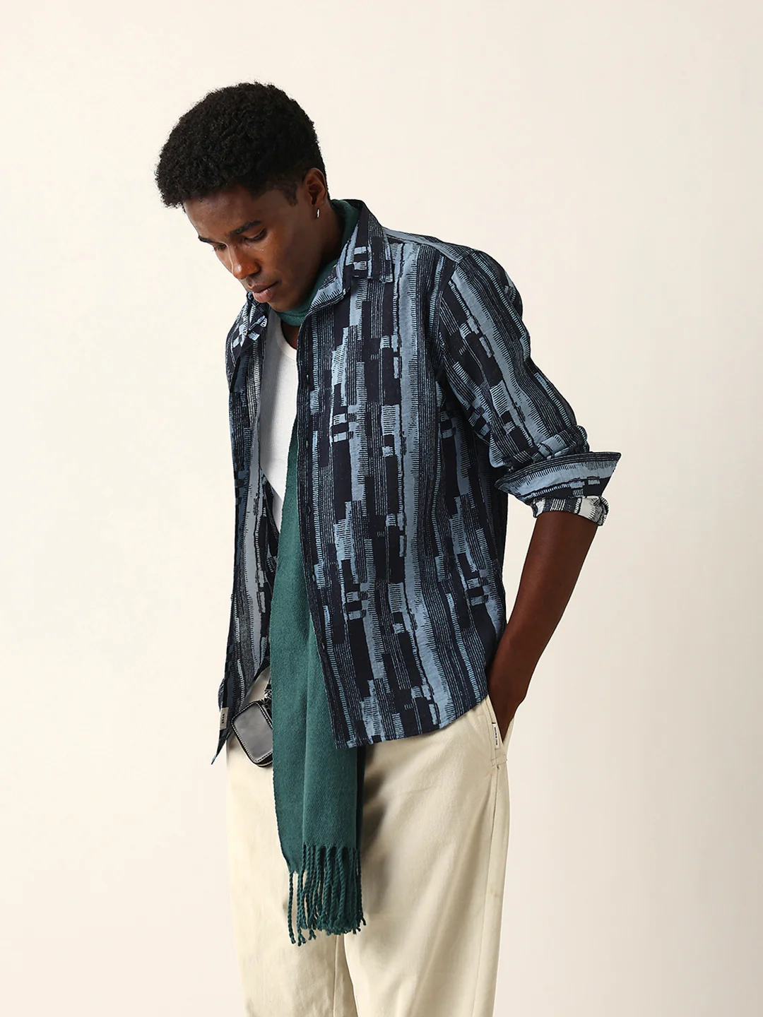 LAROM - Image 4
