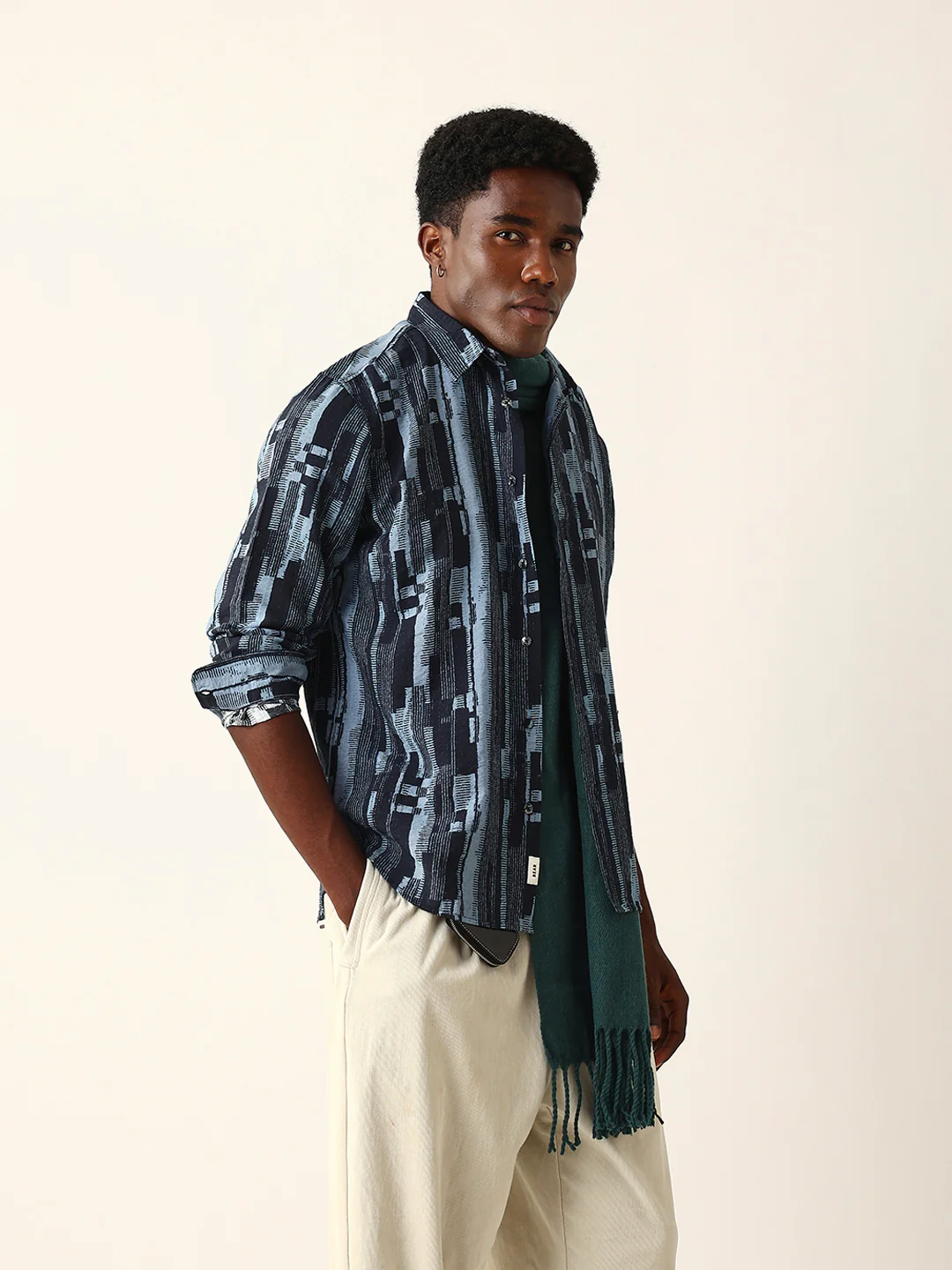 LAROM - Image 5