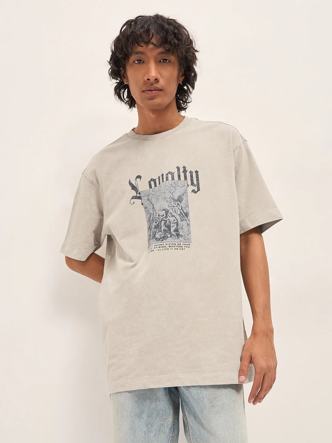 LOYAL - Image 6