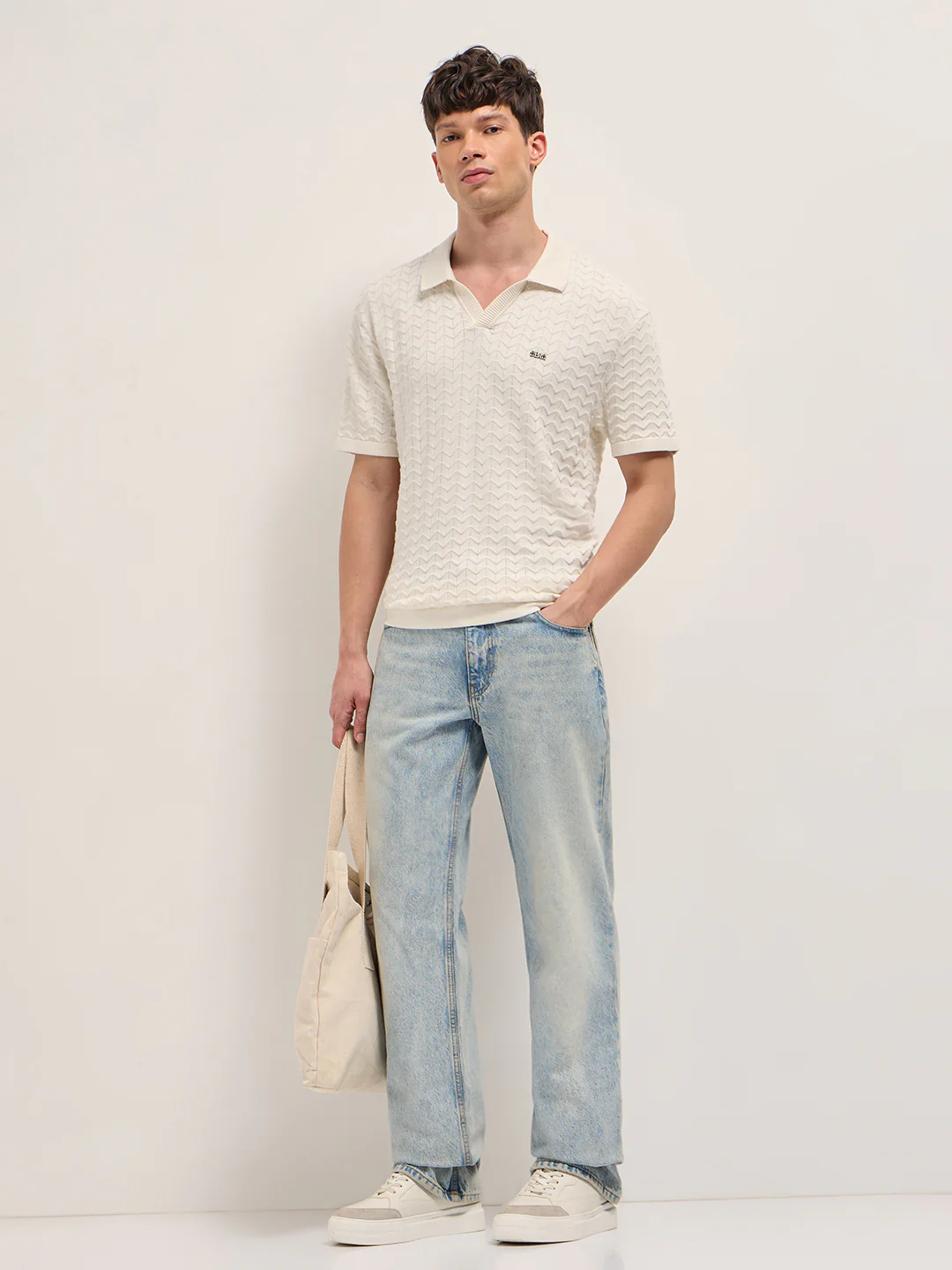 MONTREY - Image 4