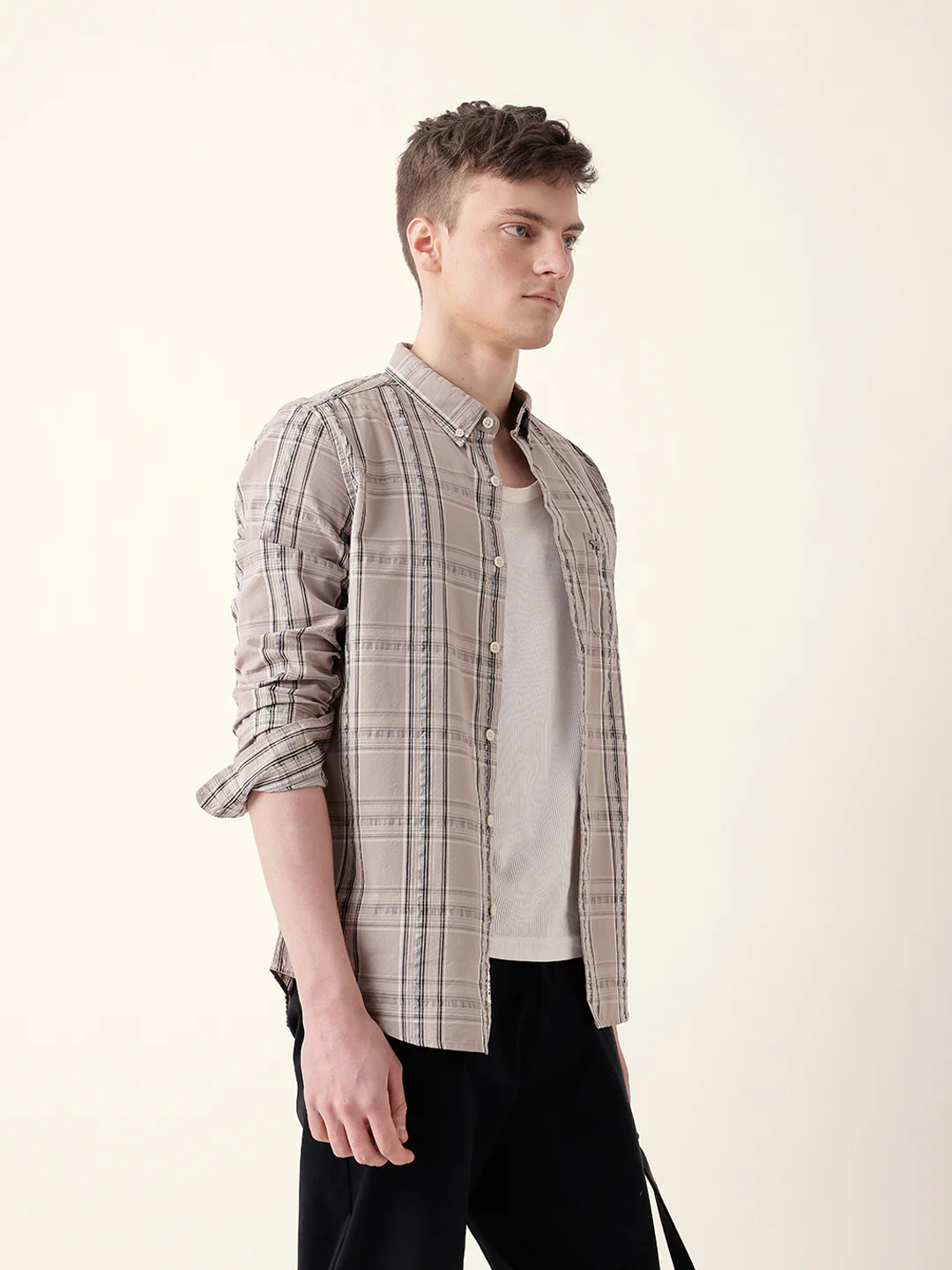 TONA - Image 5